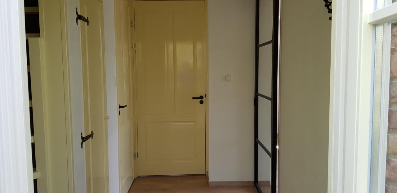 Prachtig Vrijstaand Appartement Aan Het Water Heerhugowaard Luaran gambar
